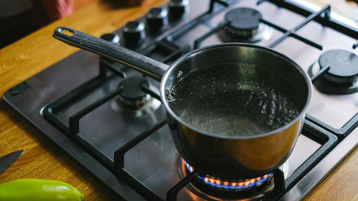 boiling water weed removal