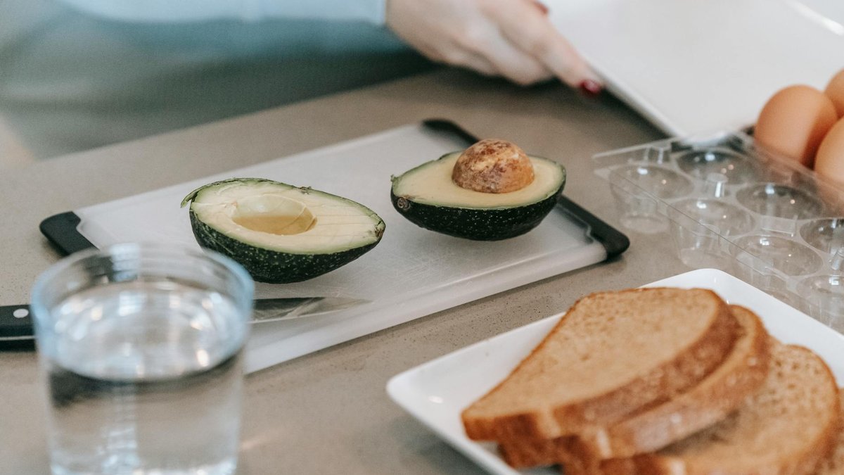 avocado seed water