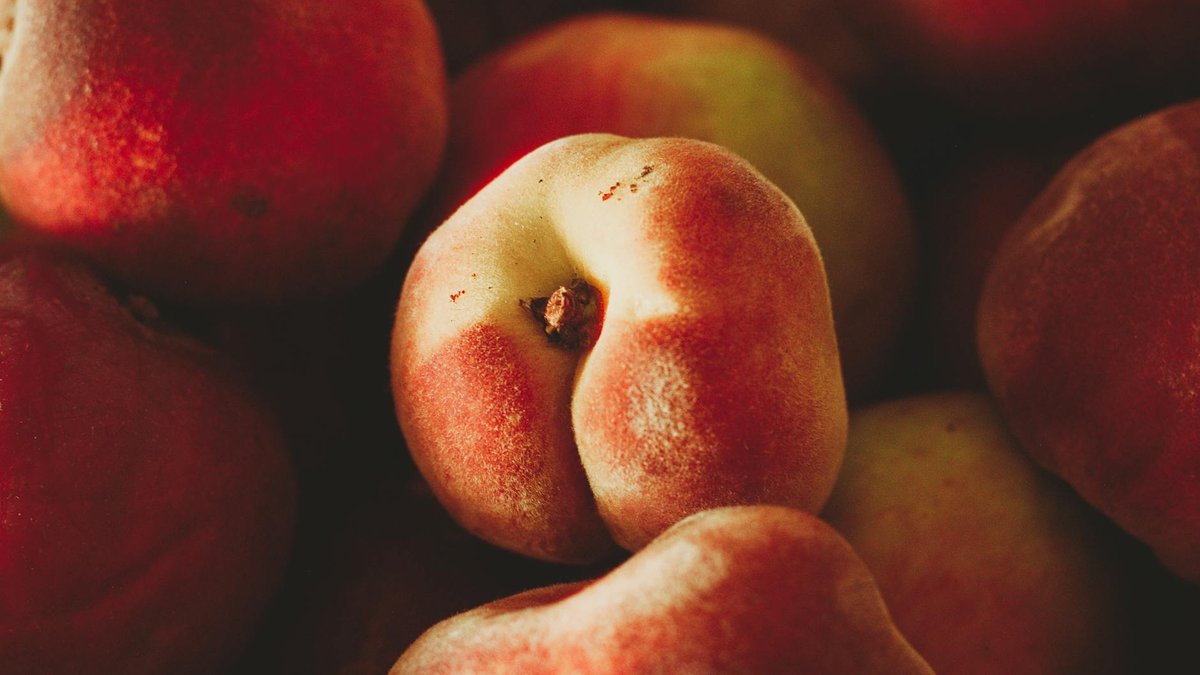 flat nectarine